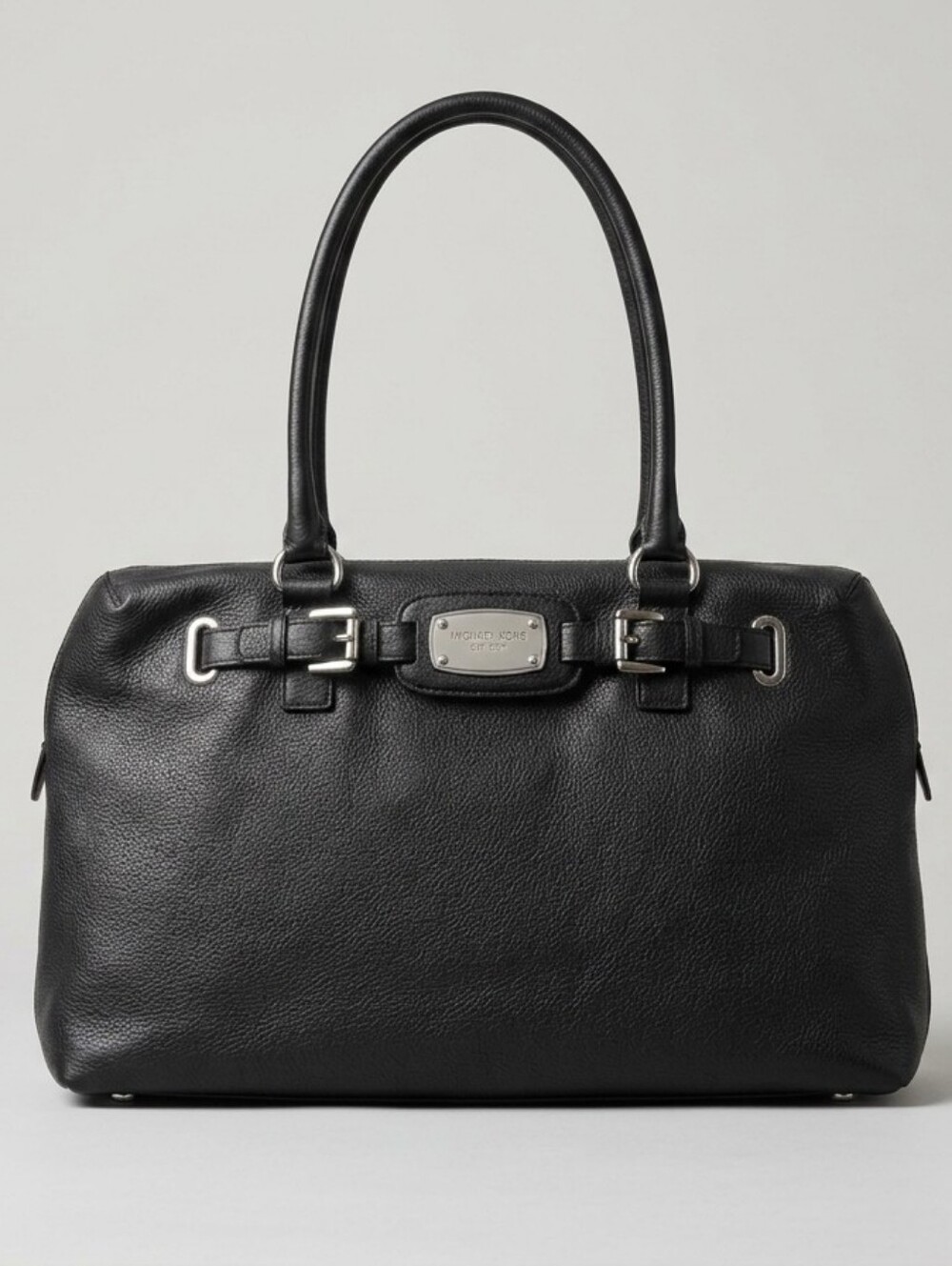 Michael Kors Black Leather Tote Bag/Over Night Bag.